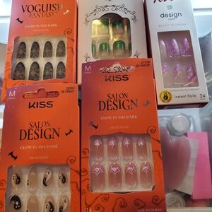 5 Press On Nails Set